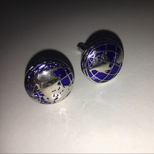 Globe cuff links